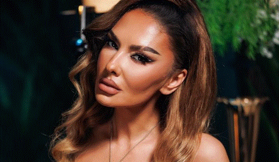 Adelina Ismaili rikthehet me projektin 'GRUA', pesë këngë të cilat përcjellin mesazhe të fuqishme