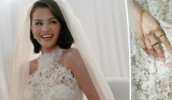 Selena Gomez publikon pamje nga dasma 