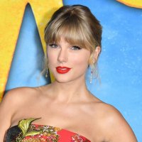 Taylor Swift ia ka shtuar një tjetër titull listës së saj 