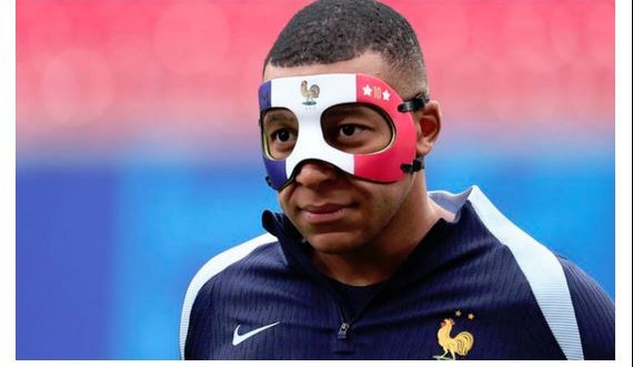 Zbulohet çmimi marramendës i maskës së Kylian Mbappe, e punuar edhe me material nga  NASA