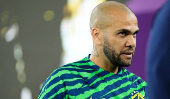Dani Alves refuzon të shohë gruan në burg mes thashethemeve rreth divorcit