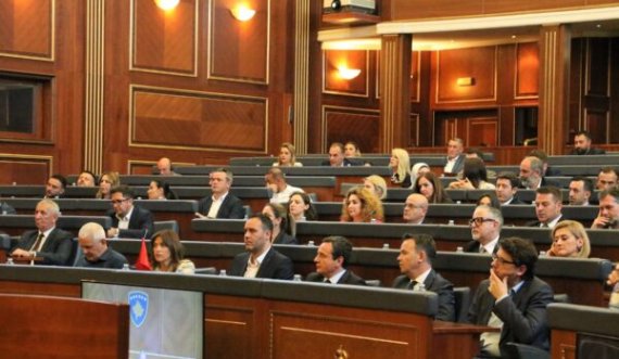 Deputet të Dardanisë, kujdes: Piloti i KFOR-it dhe përkthyesja serbe spiunë të Serbisë