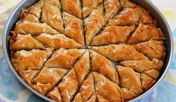 Receta e Pepës - Bakllava e shpejtë