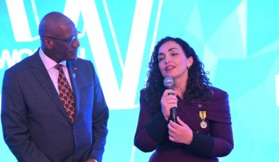 Vjosa Osmani nderohet me Medaljen për 'Shërbim Besnik dhe Meritor ndaj Atdheut'