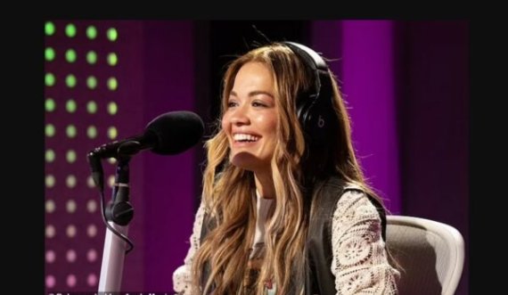 Rita grua e “fortë”: E “detyroi”: Taikan ta vendosë unazën e martesës