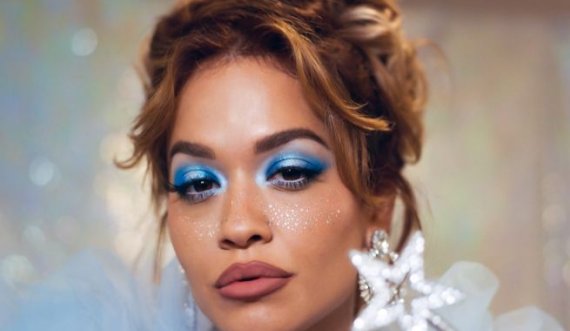 Rita Ora: Në fund të të njëzetave u ndjeva e shëmtuar