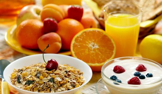 Ja ushqimet që shkaktojnë rritjen e sheqerit në gjak