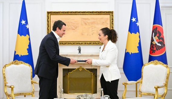 Vjosa Osmani e mandaton Albin Kurtin për formimin e Qeverisë 
