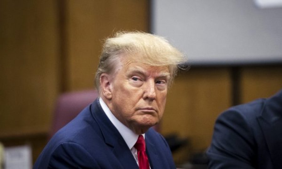 Trump nënshkruan urdhrin e ri