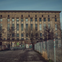 Ç'është Berhain, tempulli i teknos që transformon jetë? 